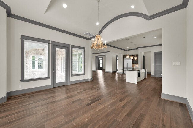 Building Photo - 2331 Bottlebrush Ln