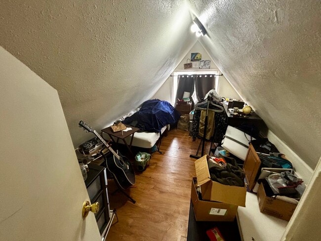 Building Photo - 621 S Jefferson St