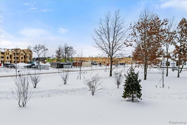 Building Photo - 10633 Barrett