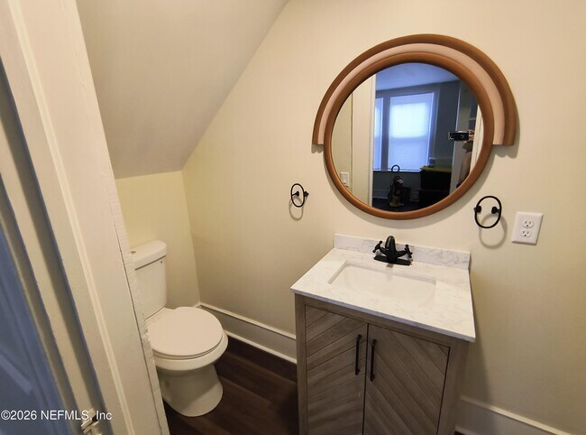 Building Photo - 3577 Valencia Rd