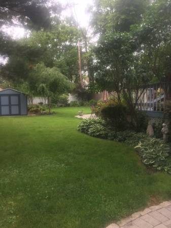 Building Photo - 50 E Bettlewood Ave