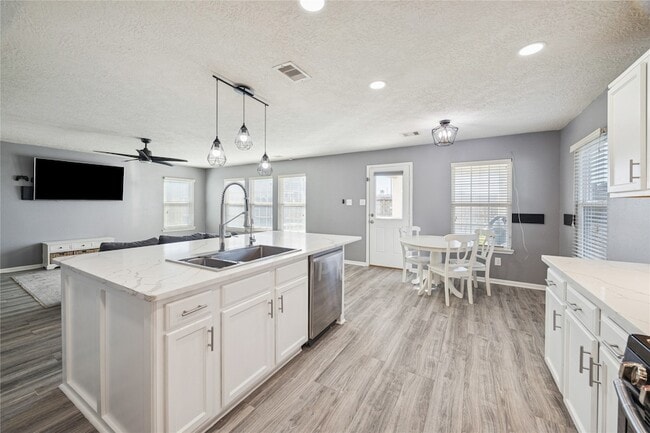 Building Photo - 12223 Windsor Bay Ct