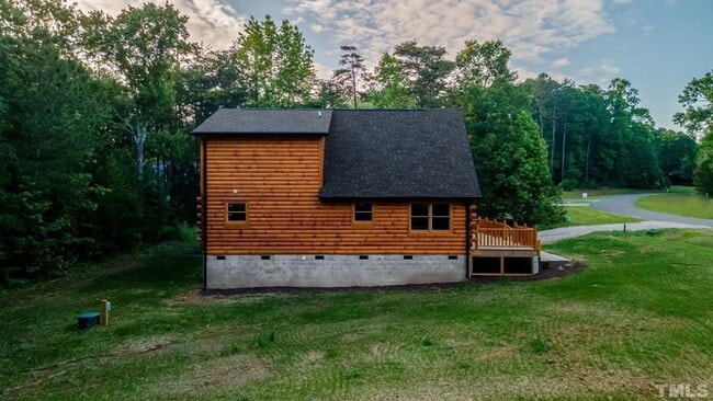 Building Photo - Beautiful New Log Cabin for Rent at Gated ...