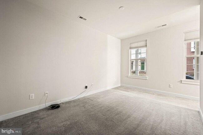 Building Photo - 108 Prince George St