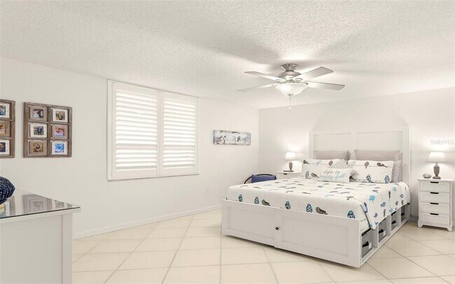 Building Photo - 1848 Shore Dr S