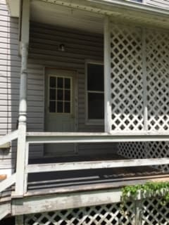 Building Photo - 413 25th St