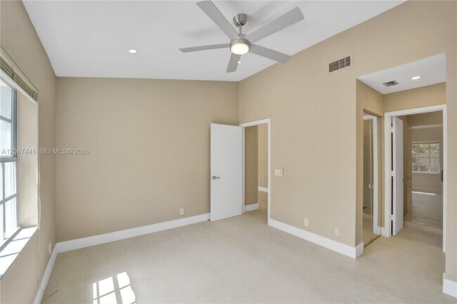 Building Photo - 1361 Springside Dr