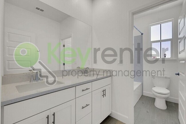 Building Photo - 4089 Flathead Dr