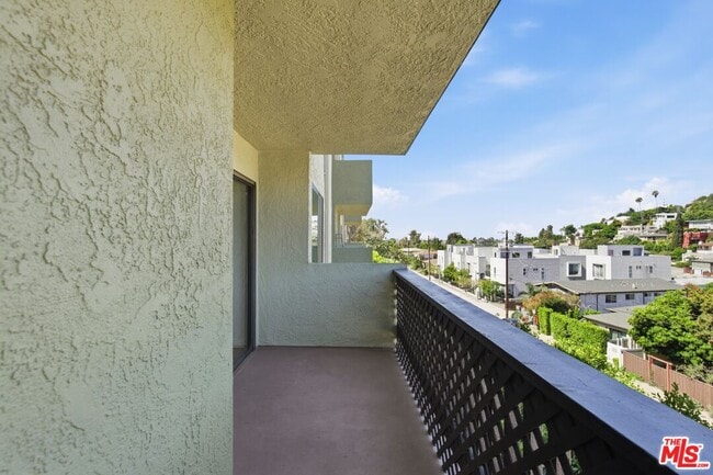 Building Photo - 2018 Griffith Park Blvd