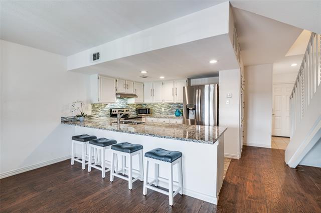 Building Photo - 438 Yacht Club Dr