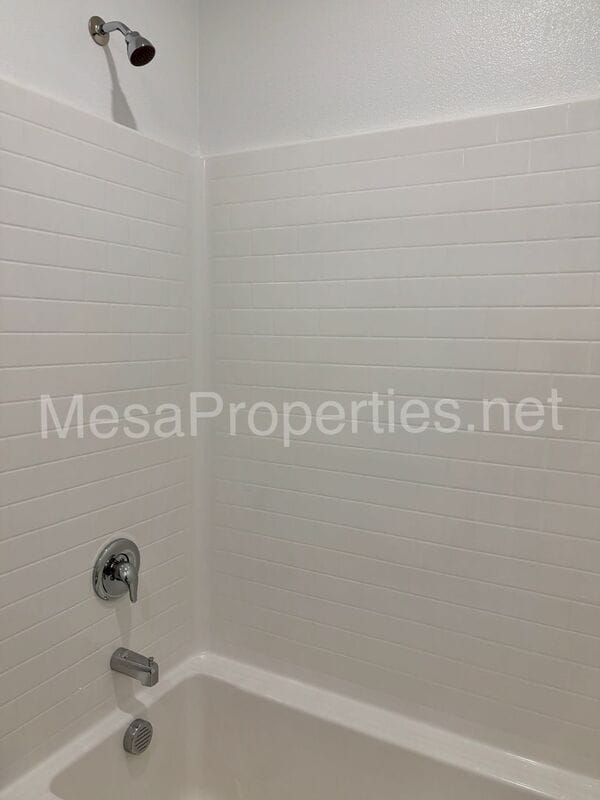 Building Photo - 8407 Gabrielino Ct