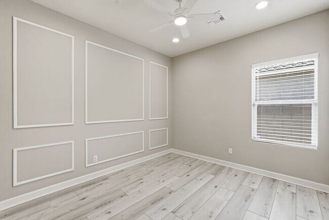 Building Photo - 9684 N Texas Ebony Ln