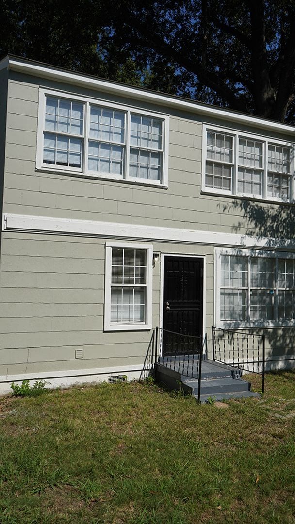 Building Photo - 1401 Alamo St