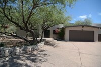 Building Photo - Well Maintained 3 Bedroom 2 Bath Home! Located in a Desirable North Tucson Location! Short Term R...