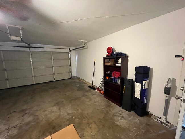 Building Photo - 24131 Tayloe House Ln