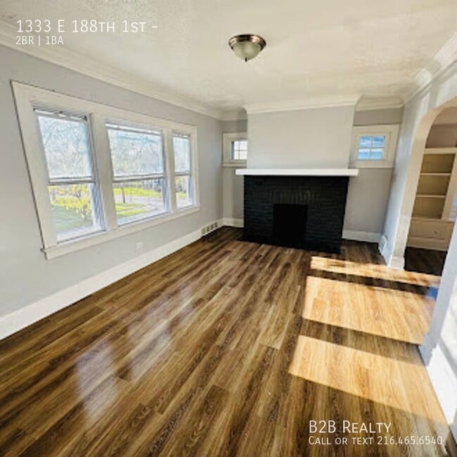 Building Photo - 1333 E 188th St