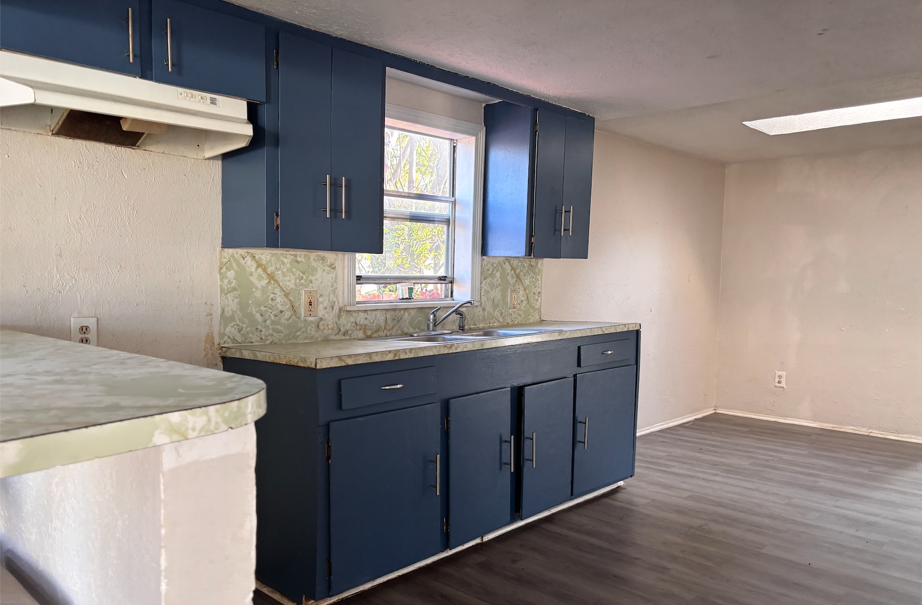 Building Photo - 2621 Tarlton St