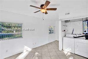 Building Photo - 858 SW 11th Ct