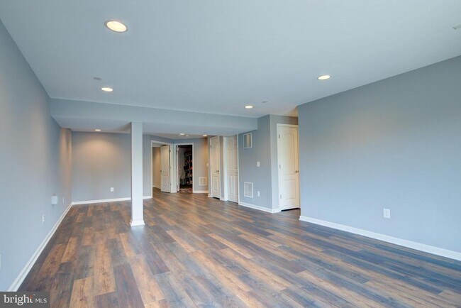 Building Photo - 13481 Arcadian Dr