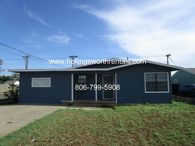 Primary Photo - Centrally located 3 Bedroom or 2 bedroom 2...