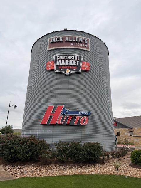 Building Photo - 707 East St