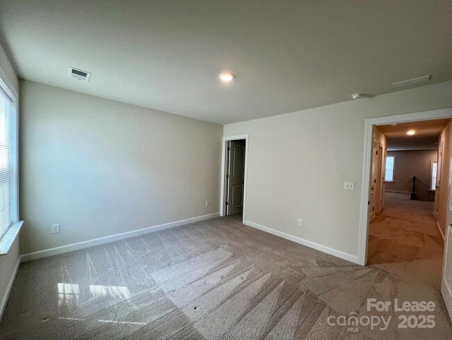 Building Photo - 25017 Westwick Ln