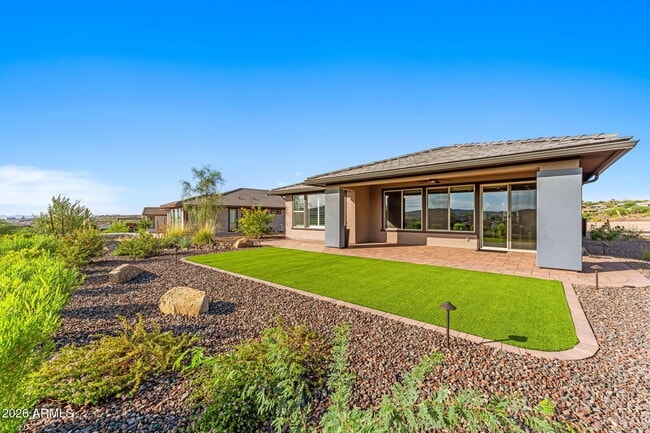 Building Photo - 3935 Desert Oasis Ave