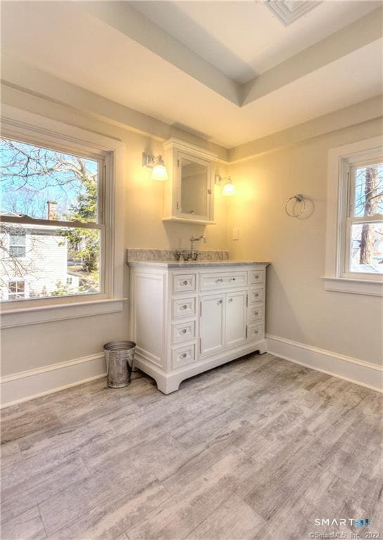 Building Photo - 45 Church St