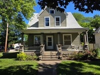 Building Photo - 1604 8th Ave
