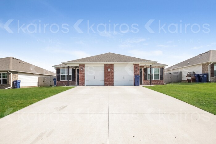 Primary Photo - 3900 Thomas St