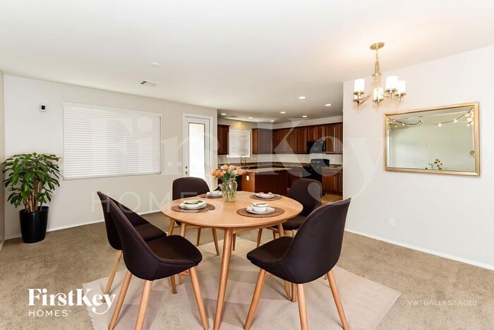 Building Photo - 6467 Kellyville Dr