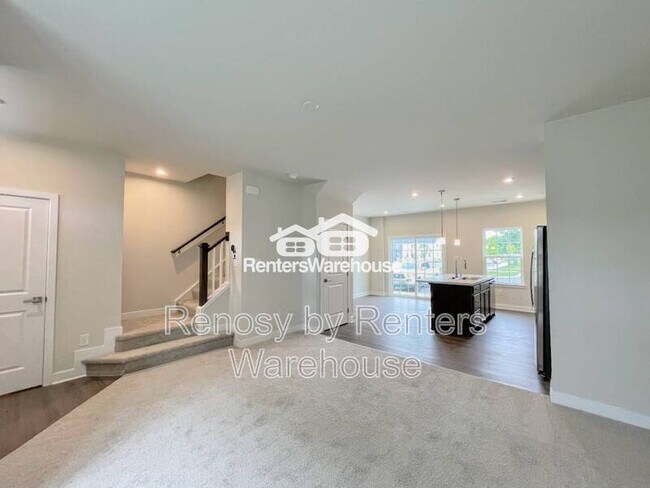 Building Photo - 202 Reid's Pl Dr