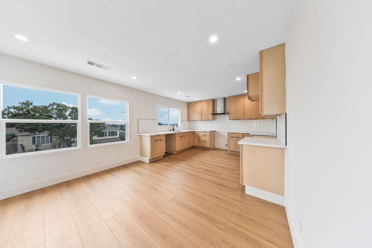 Building Photo - 5455 Harcross Dr