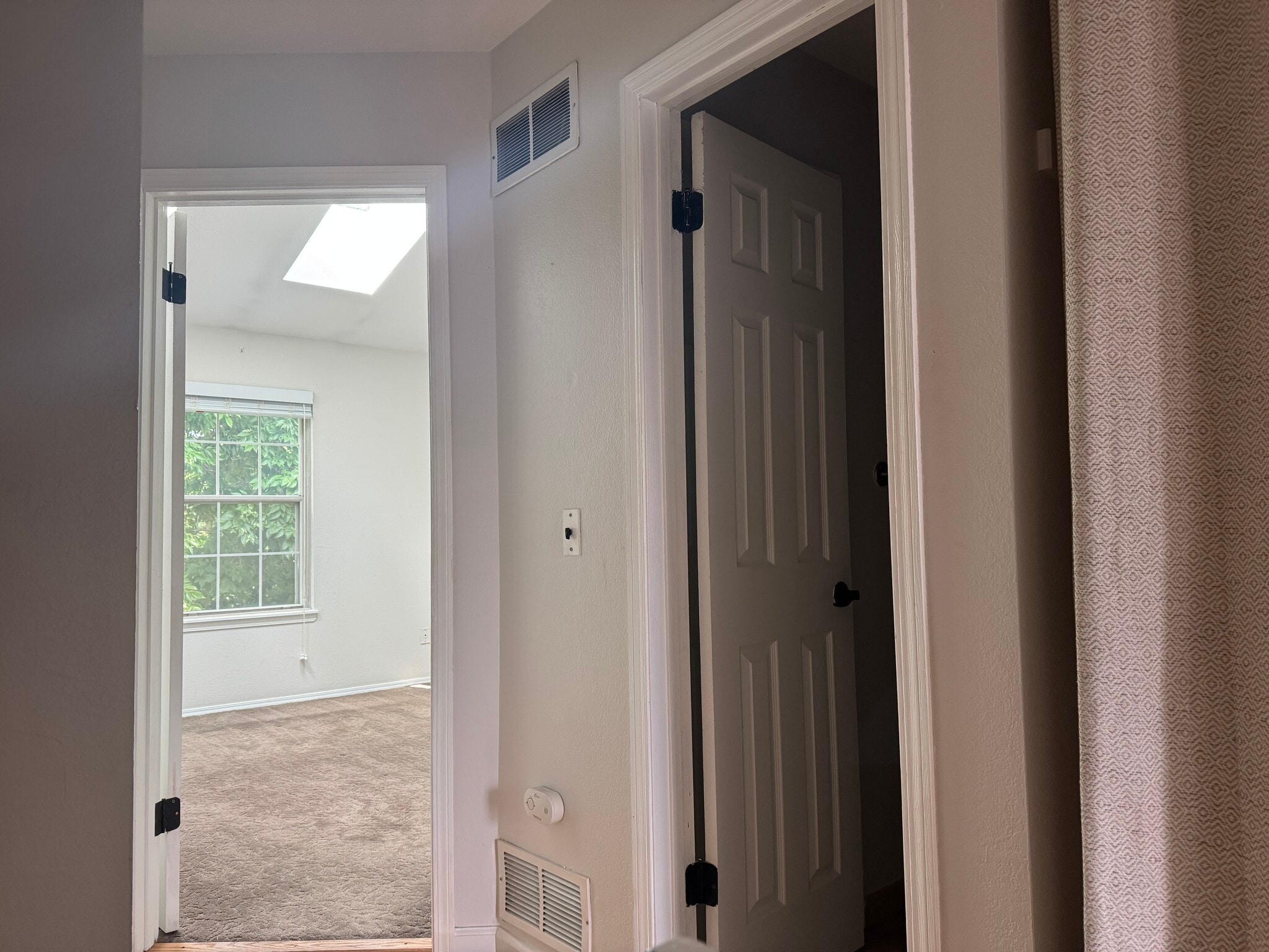 Building Photo - 6702 S Independence St