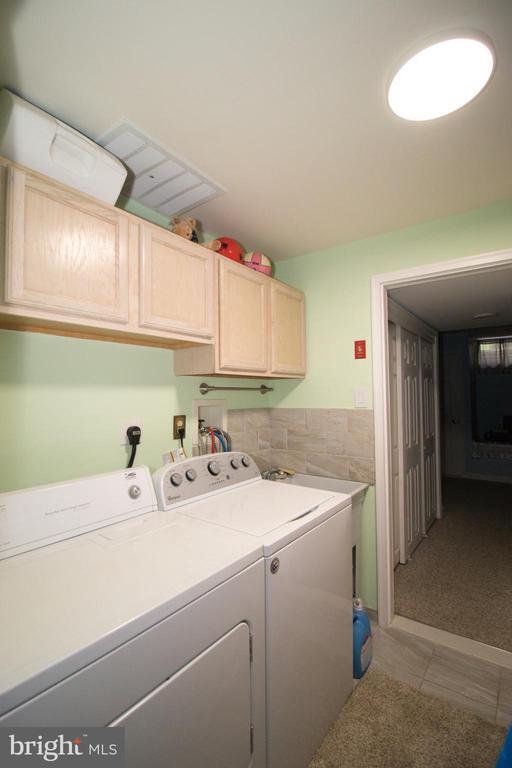 Building Photo - 4590 Louise St Claire Dr