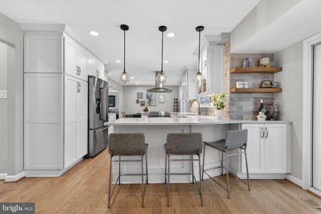 Building Photo - 11922 Holly Spring Dr