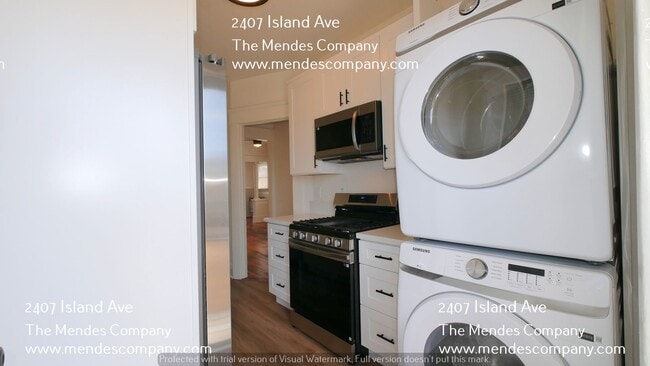 Building Photo - 2407 Island Ave