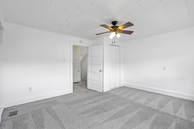 Building Photo - 2721 Berg St
