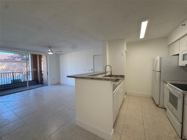 Building Photo - 2103 Renaissance Blvd