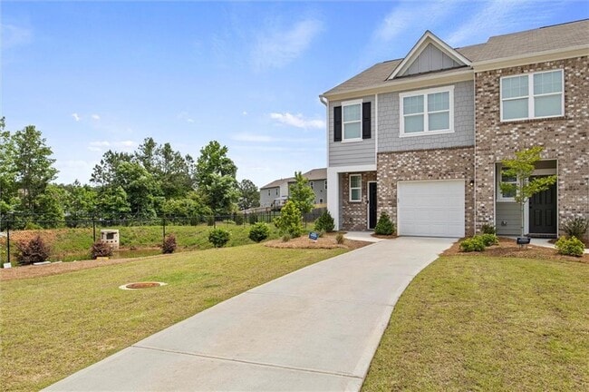 Building Photo - 595 Magnolia Cir