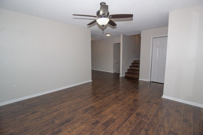 Building Photo - 103 Hickory Valley Rd