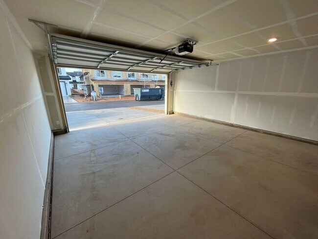 Building Photo - Brand New 3-Bed/2.5 Bath Town Home