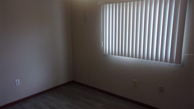 Building Photo - 9941 SW 102nd Ln