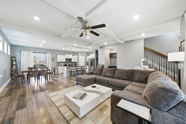 Building Photo - 1135 Charles Thomas Dr