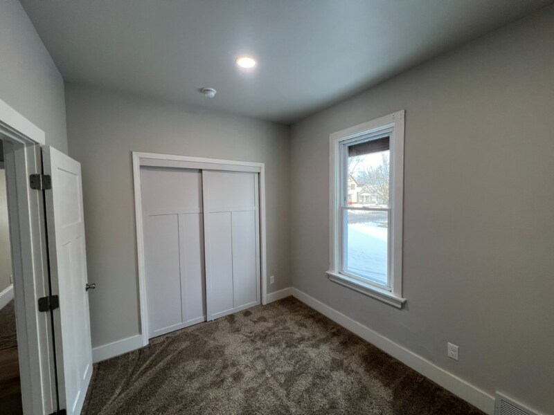 Building Photo - 1549 S 11th St