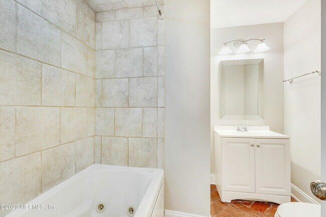 Building Photo - 2938 Charme Ct