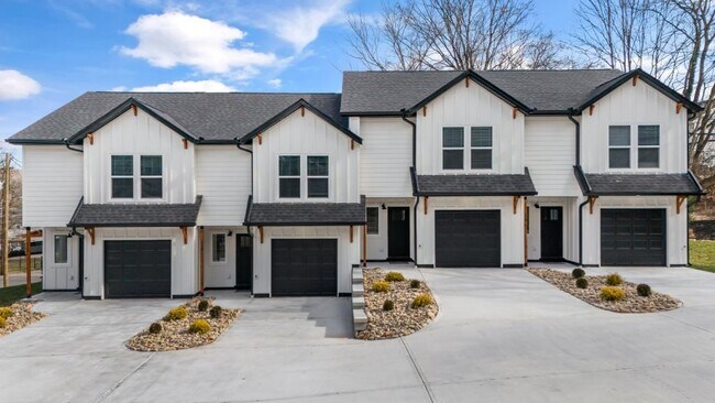 Building Photo - 124 Shipman Dr