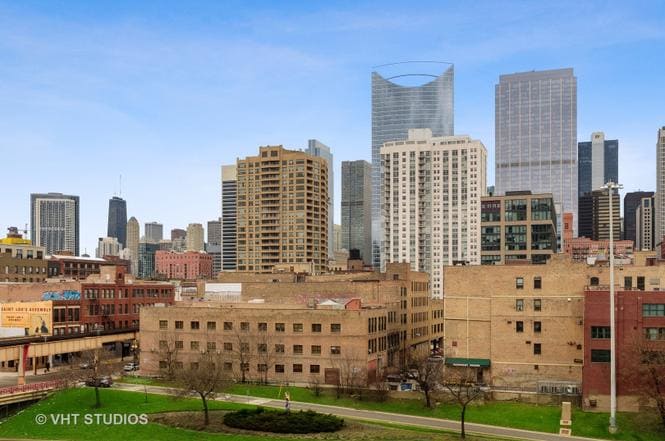 Building Photo - 720 W Randolph St