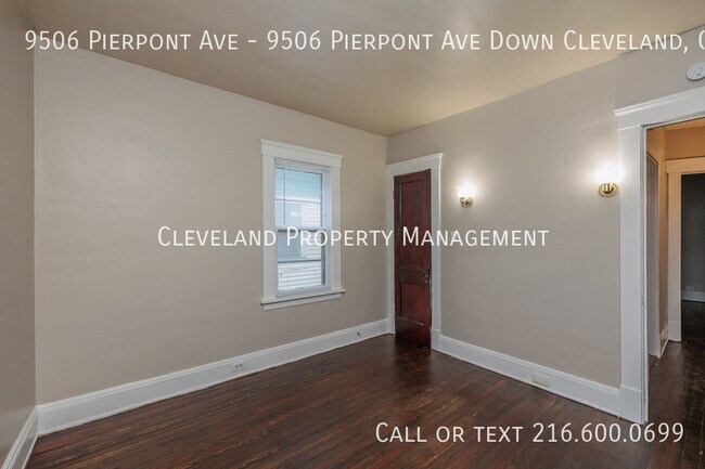 Building Photo - Charming Cleveland Duplex