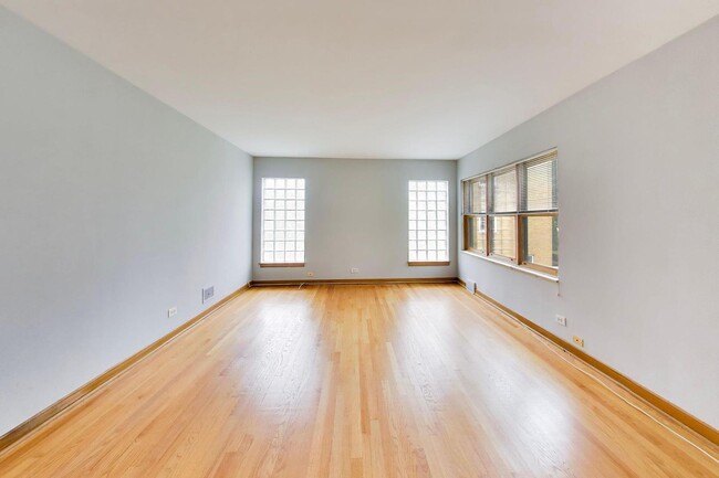 Building Photo - 3024 S Harlem Ave